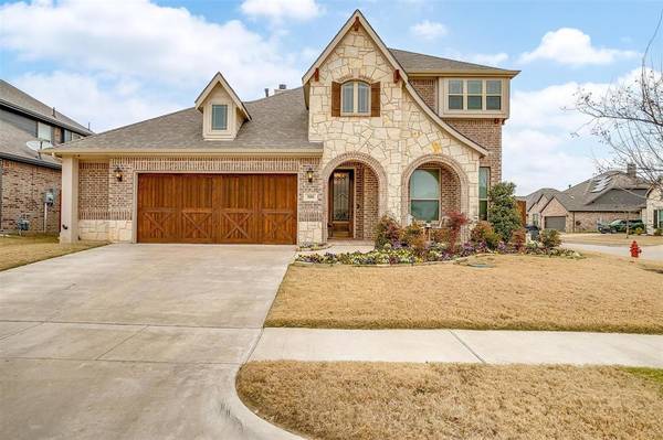 300 Ben Thomas Street, Burleson, TX 76028