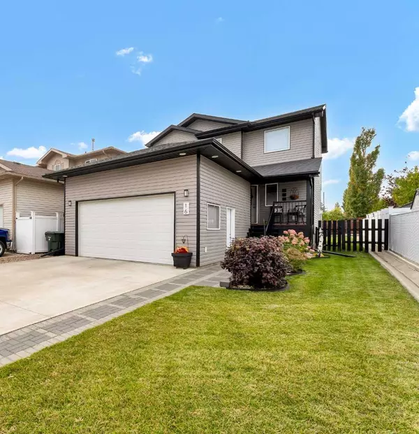 16 Terrace CT NE, Medicine Hat, AB T1C0A7