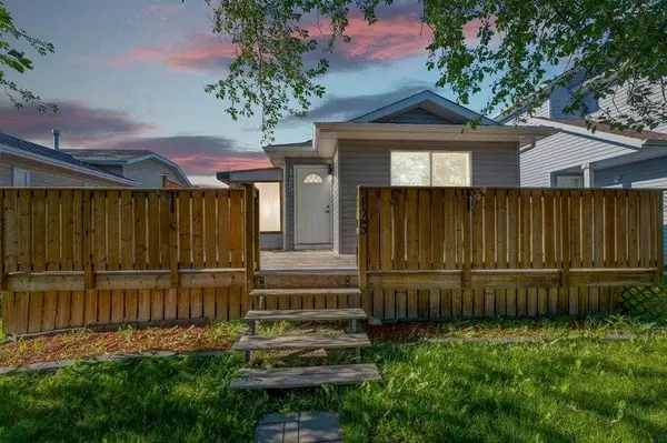 125 Taradale Close NE, Calgary, AB T3J 3E7