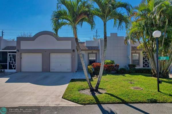 Boca Raton, FL 33496,9110 Fairbanks Ln  #5