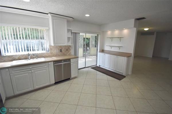 Coral Springs, FL 33065,11540 NW 40th Ct