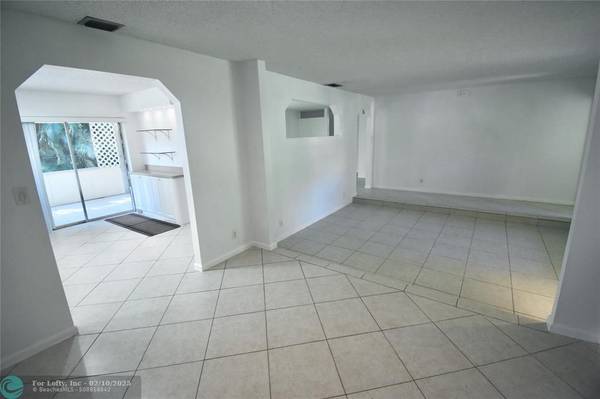 Coral Springs, FL 33065,11540 NW 40th Ct