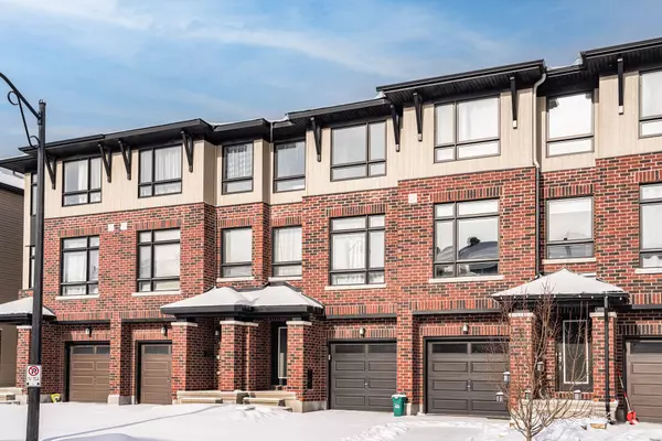 104 Wild Senna WAY, Barrhaven, ON K2J 5Z7