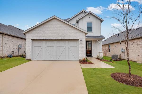 443 Cherry Laurel Drive, Oak Point, TX 75068