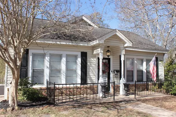 Minden, LA 71055,707 Buchanan Street