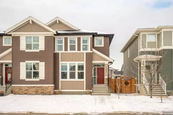 205 Dawson DR, Chestermere, AB T1X 2A2