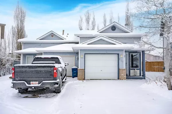 229 Willowbrook Close NW, Airdrie, AB T4B 2J6