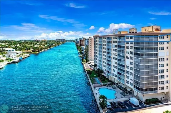 Pompano Beach, FL 33062,299 N Riverside Dr  #PH8