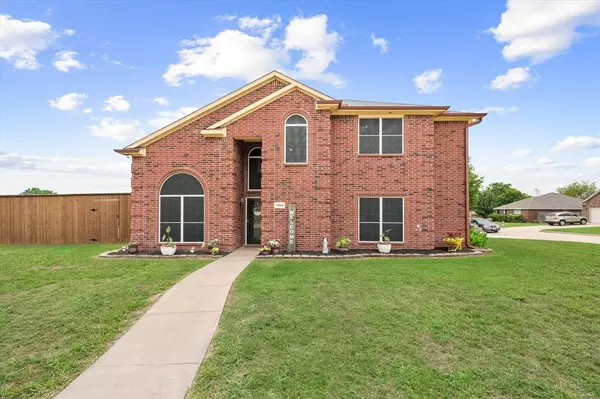 1324 Valley Drive, Justin, TX 76247