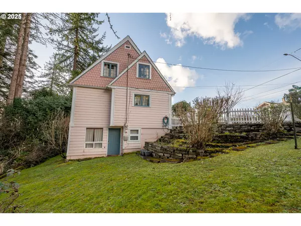 Coquille, OR 97423,891 E 1ST ST