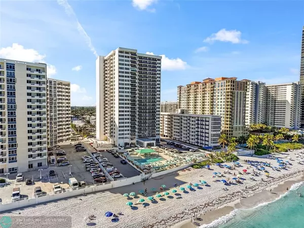 Hallandale Beach, FL 33009,3140 S Ocean Dr  #208