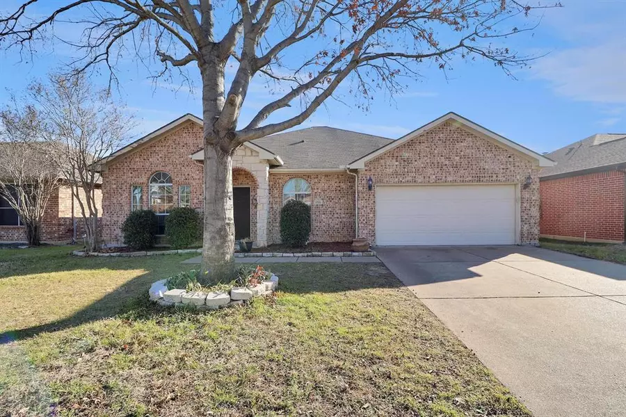 188 Hirth Drive, Crowley, TX 76036