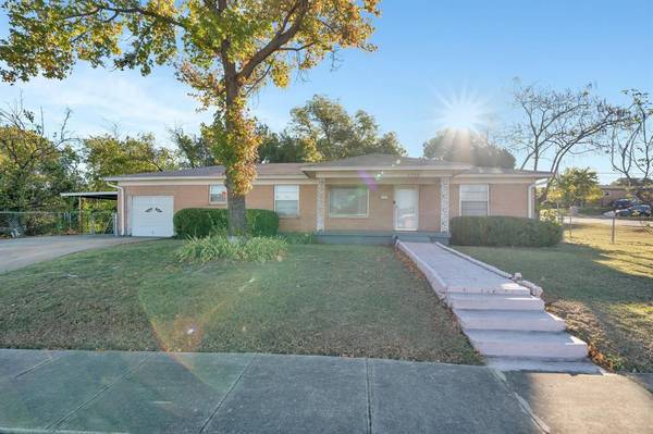 1733 Ransom Terrace, Fort Worth, TX 76112