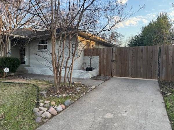 2644 Bonnywood Lane, Dallas, TX 75233