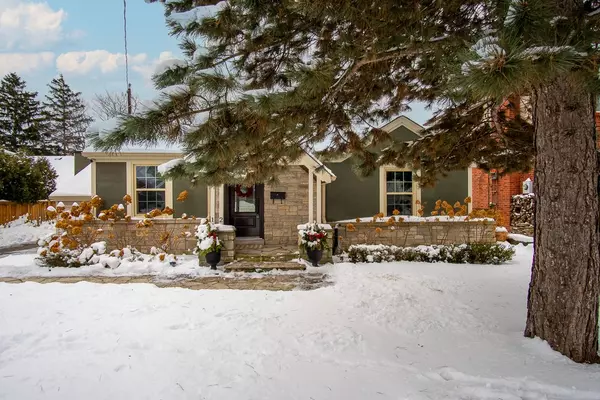 12 Washington AVE, Oakville, ON L6K 1W6