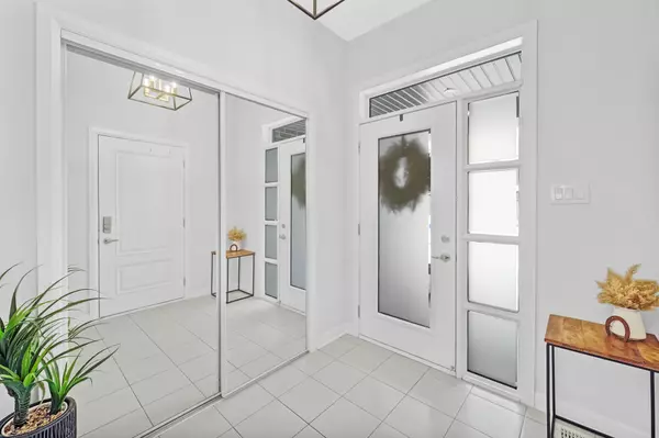 Orleans - Cumberland And Area, ON K4A 5L1,740 Sebastian ST