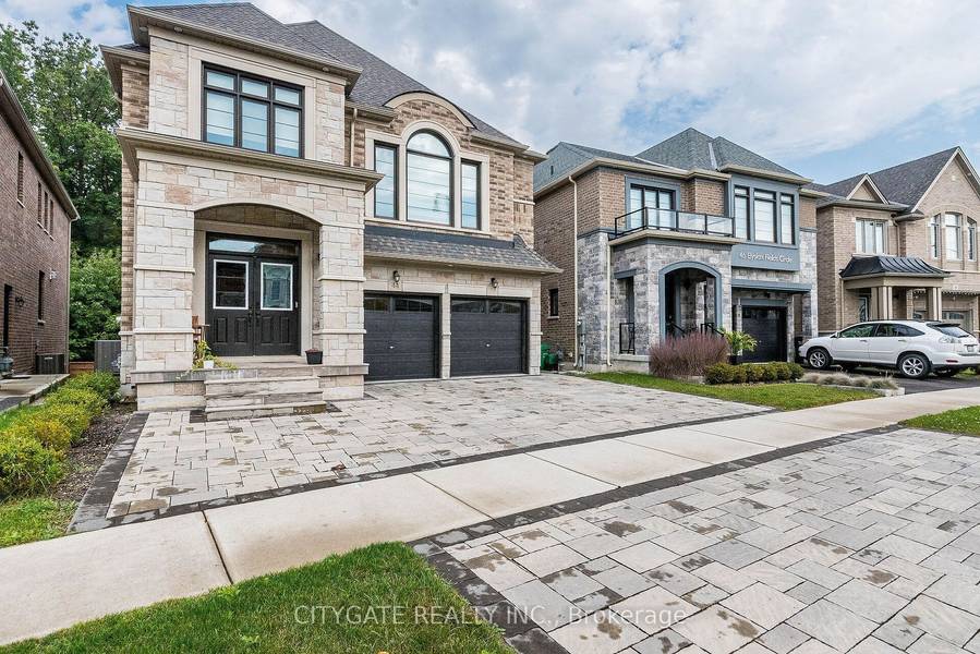 44 elysian fields CIR, Brampton, ON L6Y 6E9