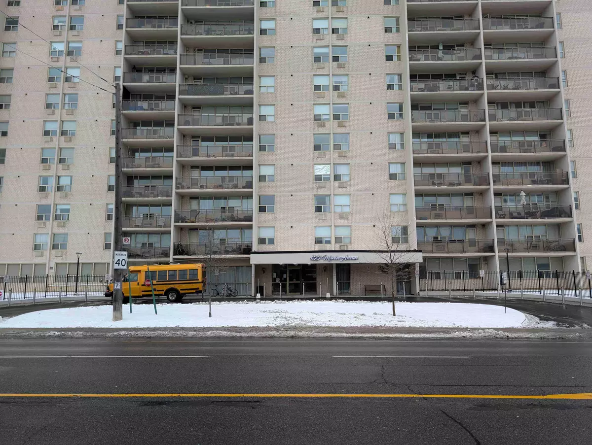 Toronto W04, ON M6B 4B5,155 Marlee AVE #808