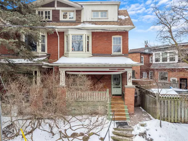 318 Willow AVE, Toronto E02, ON M4E 3K7