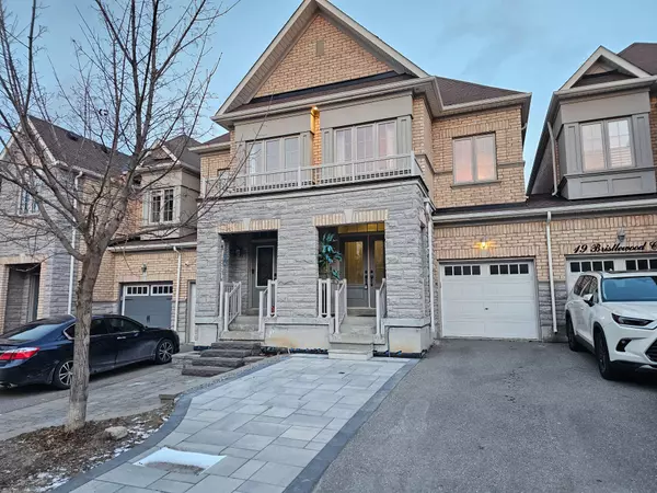 17 Bristlewood CRES, Vaughan, ON L4J 9K7