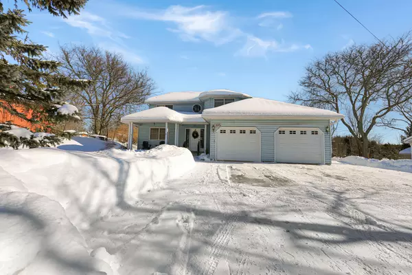 105 Agnes ST, Kawartha Lakes, ON K0M 2T0