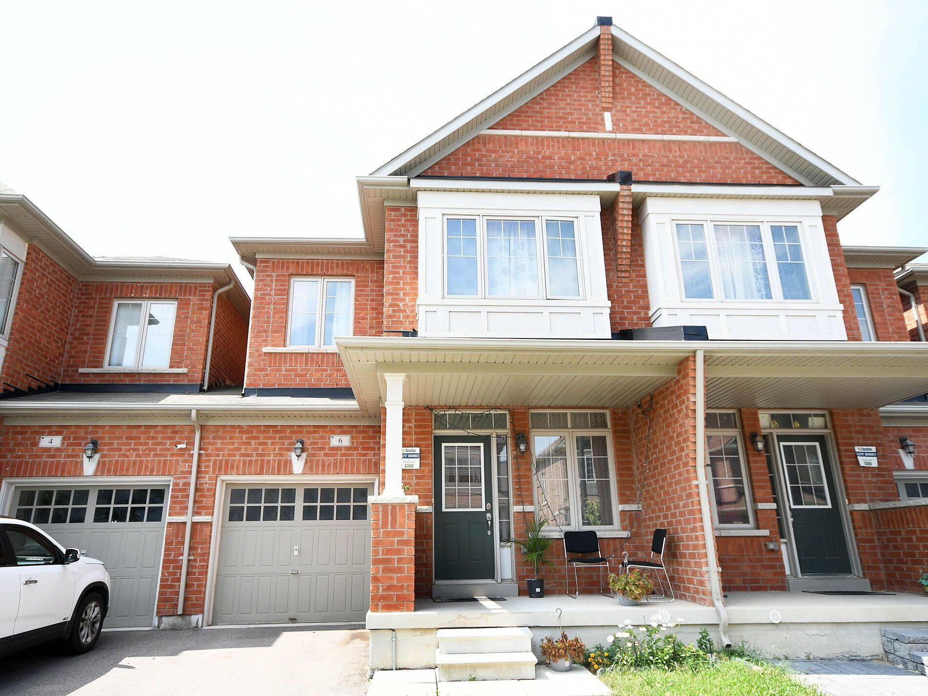 6 Pritchard RD N, Brampton, ON L7A 0Z8