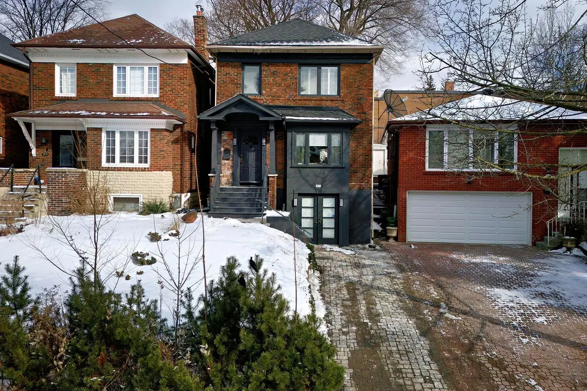 Toronto C03, ON M6C 1H4,25 Dundurn CRES