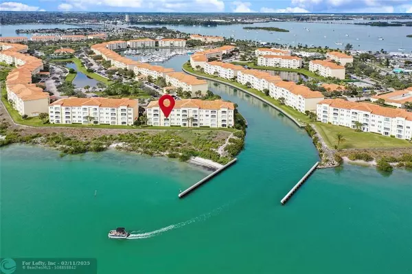 20 Harbour Isle Dr W  #205, Fort Pierce, FL 34949