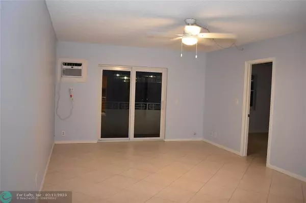 Fort Lauderdale, FL 33316,2900 BANYAN  #308