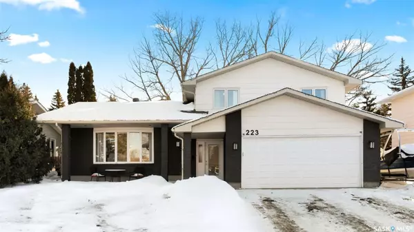 223 Sunset DRIVE, Regina, SK S4S 2S2