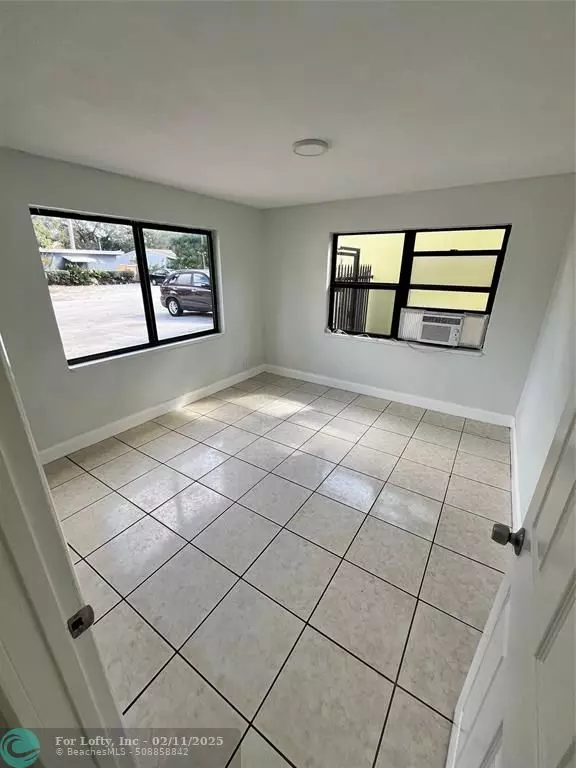 Fort Lauderdale, FL 33312,1115 SW 15th Ter  #14