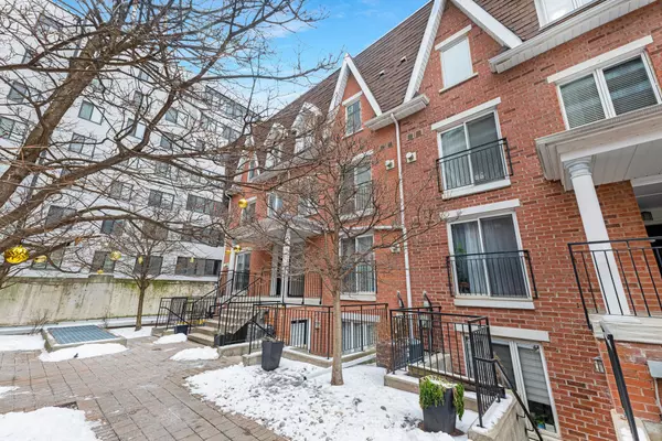 12 Laidlaw ST #806, Toronto W01, ON M6K 1X2