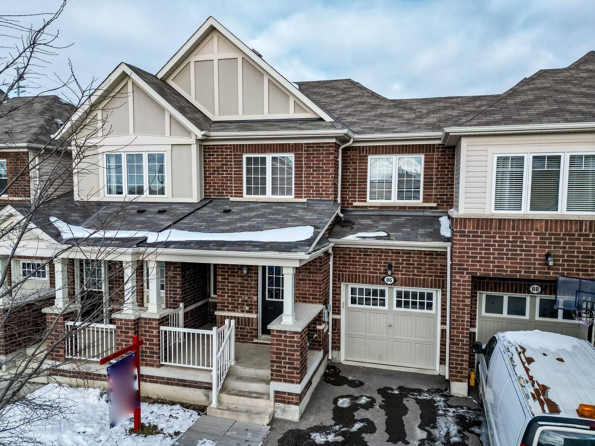 86 Donlamont CIR, Brampton, ON L7A 4T5