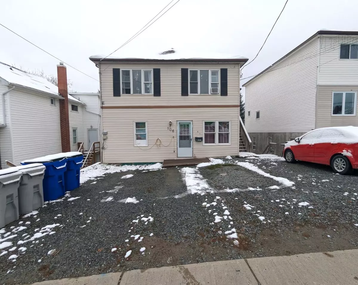 Timmins, ON P4N 3B2,104-106 Windsor AVE