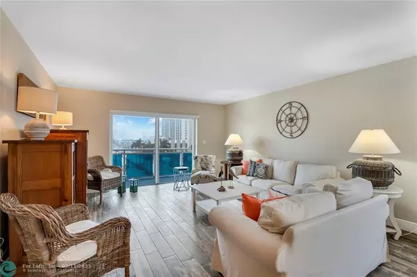 Hollywood, FL 33019,1701 S Ocean Dr  #604