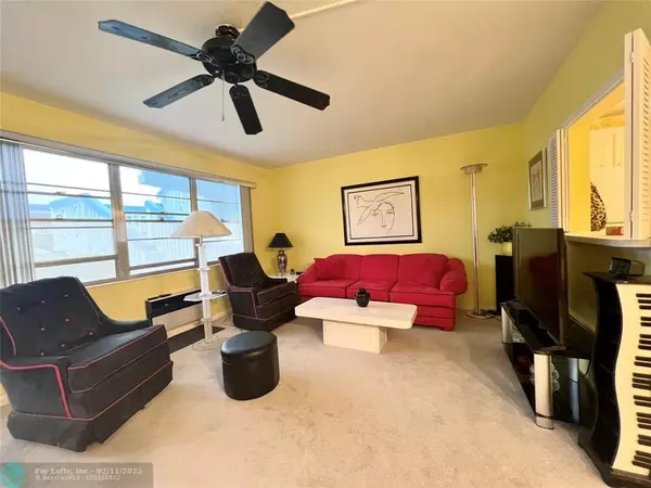 Deerfield Beach, FL 33442,112 Oakridge I  #112