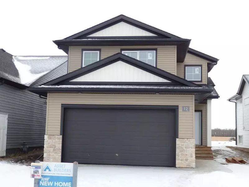 12 Ian WAY, Sylvan Lake, AB T4S 0W5