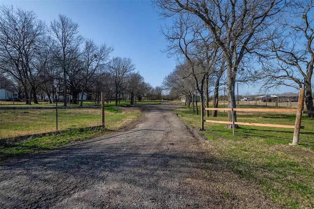 Quinlan, TX 75474,215 Private Road 2308