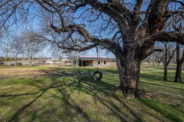 Quinlan, TX 75474,215 Private Road 2308