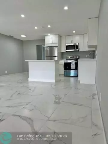 Fort Lauderdale, FL 33314,4681 SW 43rd Ter  #1