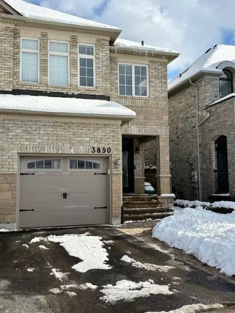 3890 Mcdowell DR, Mississauga, ON L5M 6P2