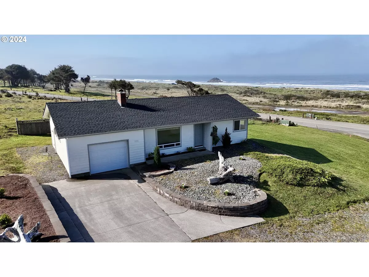 Gold Beach, OR 97444,93900 KNOX LN