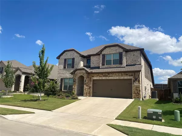 7729 Northumberland Drive, Fort Worth, TX 76179