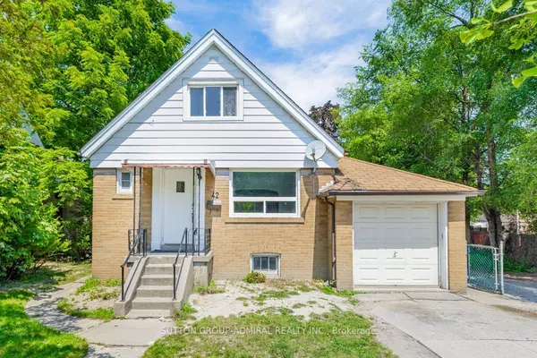 42 Dunblaine AVE, Toronto C04, ON M5M 2R9