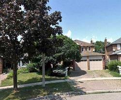 113 Kearney DR #1, Ajax, ON L1T 2V4