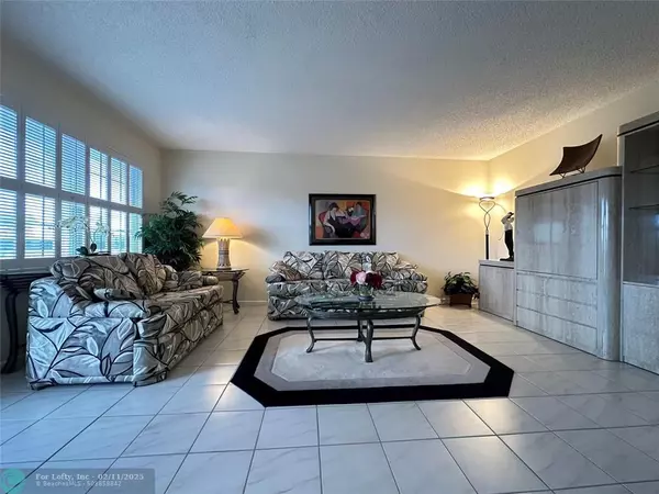 Deerfield Beach, FL 33442,3090 Oakridge U  #3090