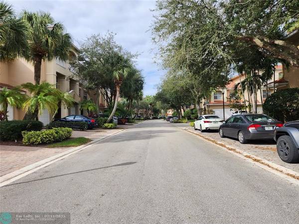 Palm Beach Gardens, FL 33418,4521 Artesa Way