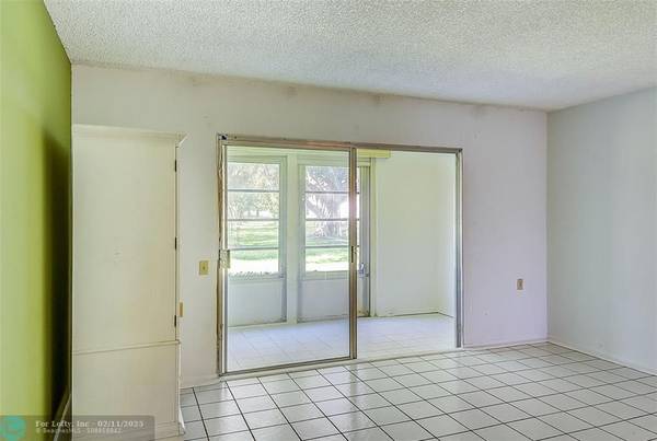 Coconut Creek, FL 33066,2604 E Nassau Bend  #E1