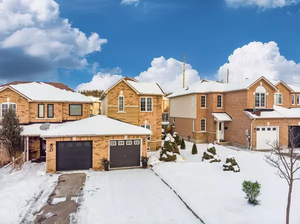 59 Hawthorne CRES, Barrie, ON L4N 9Y7