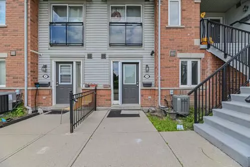 Mississauga, ON L5R 4H5,4620 Guildwood WAY E #5